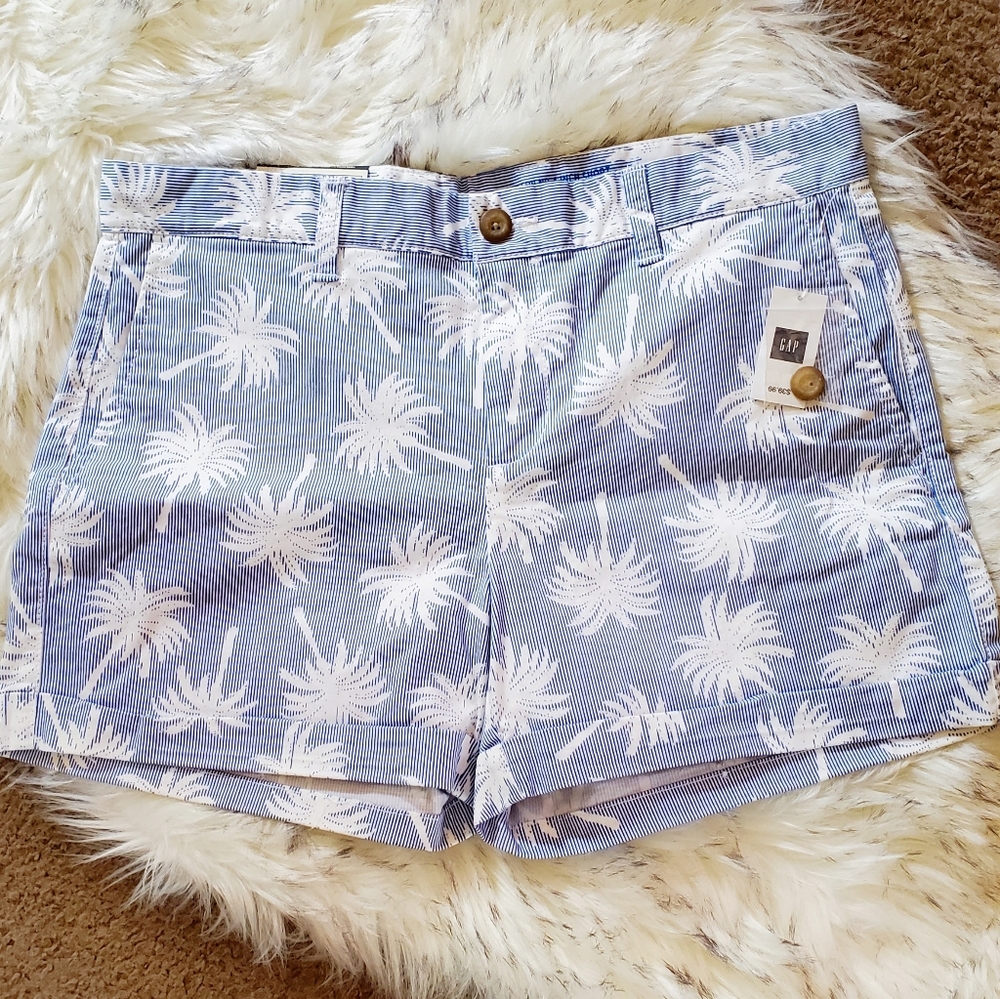 Gap shorts